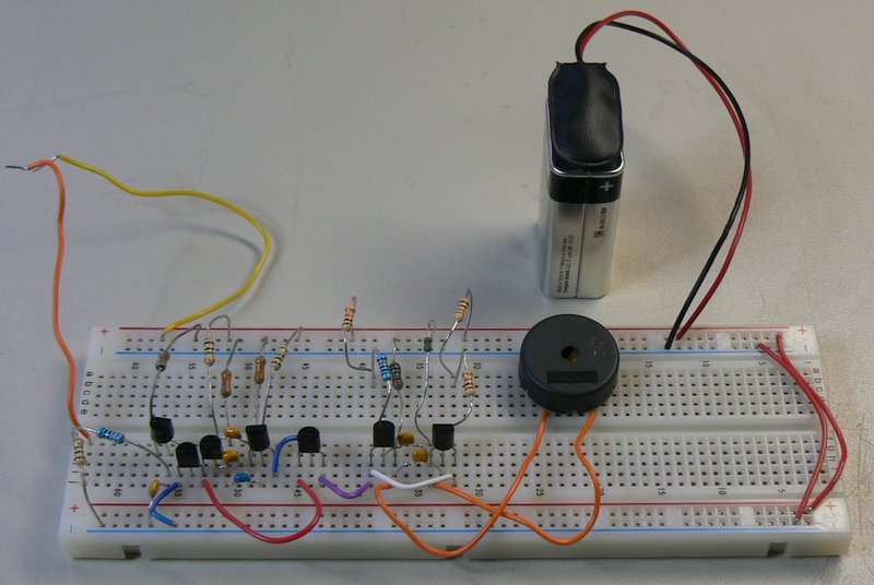 Water detector circuit on breadboard